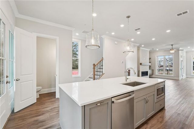 205 Midnight Oak Run 5, Alpharetta, GA 30009
