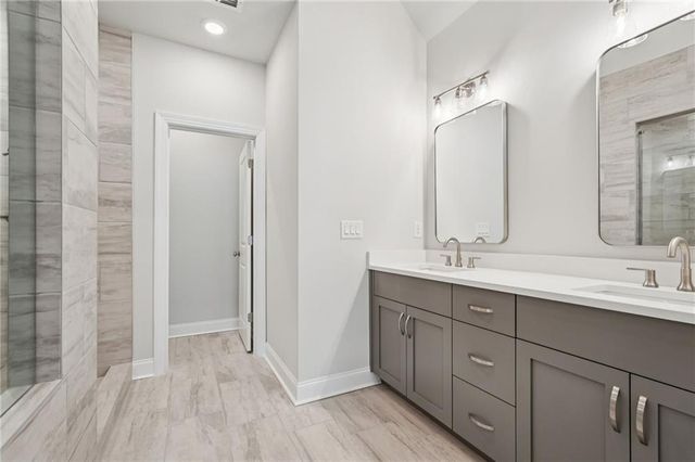 205 Midnight Oak Run 5, Alpharetta, GA 30009