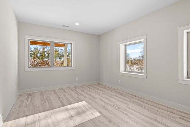 766 N Waypoint Circle, Suttons Bay Twp, MI 49682