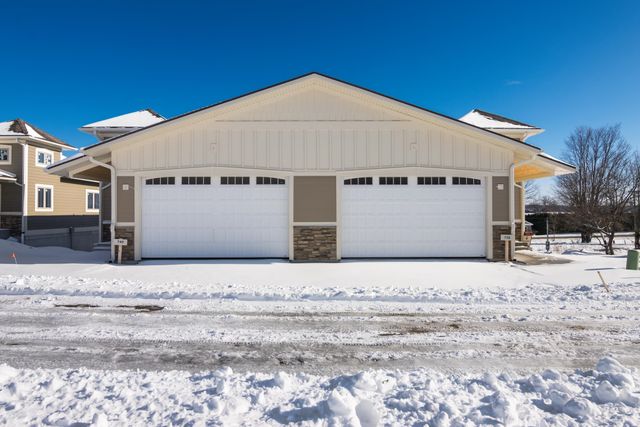 766 N Waypoint Circle, Suttons Bay Twp, MI 49682