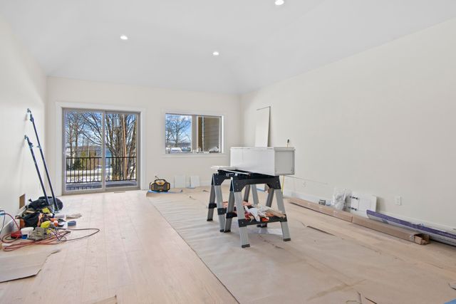 766 N Waypoint Circle, Suttons Bay Twp, MI 49682