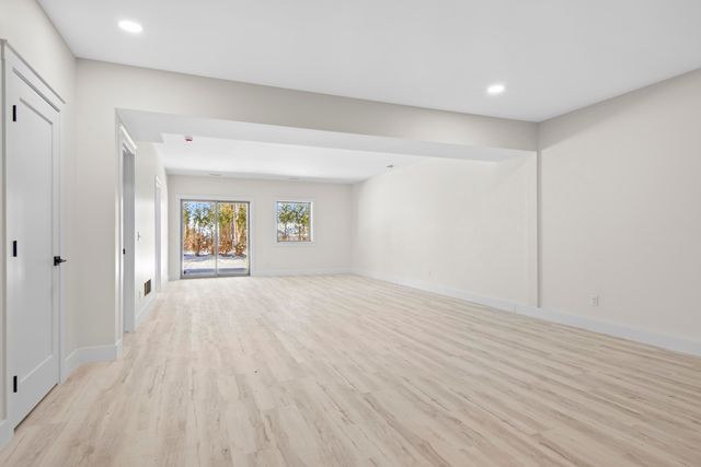 766 N Waypoint Circle, Suttons Bay Twp, MI 49682