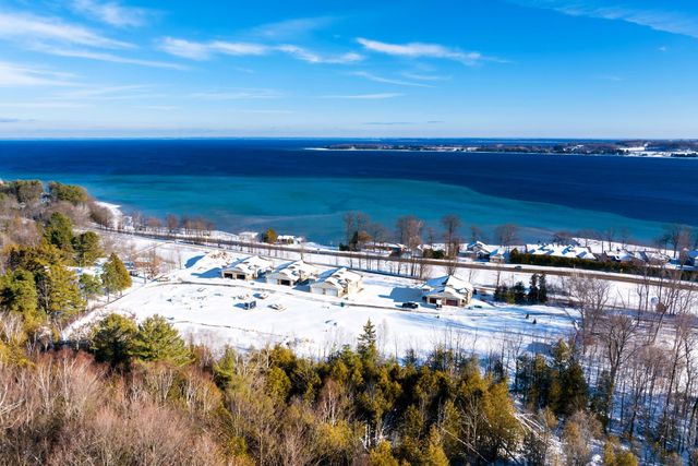 766 N Waypoint Circle, Suttons Bay Twp, MI 49682