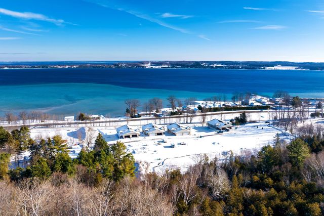 766 N Waypoint Circle, Suttons Bay Twp, MI 49682