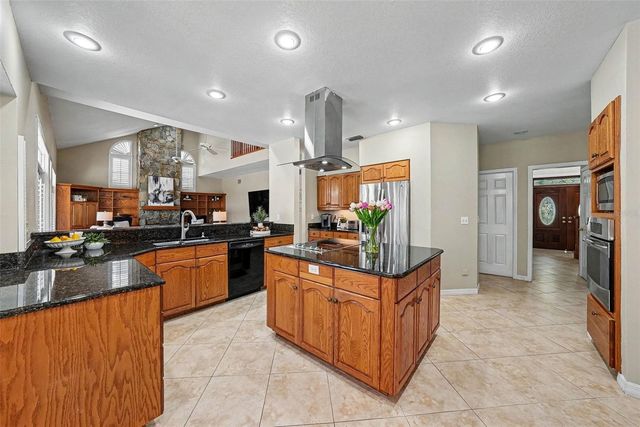 833 MARCO DRIVE NE, St Petersburg, FL 33702