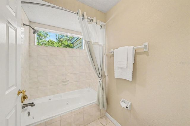 833 MARCO DRIVE NE, St Petersburg, FL 33702
