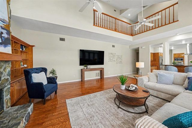 833 MARCO DRIVE NE, St Petersburg, FL 33702