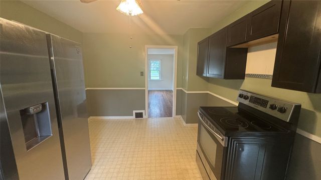 2916 GREELEY Avenue, Erie, PA 16506