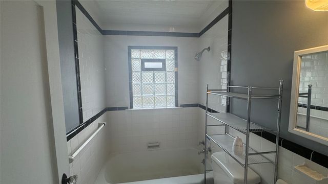 2916 GREELEY Avenue, Erie, PA 16506