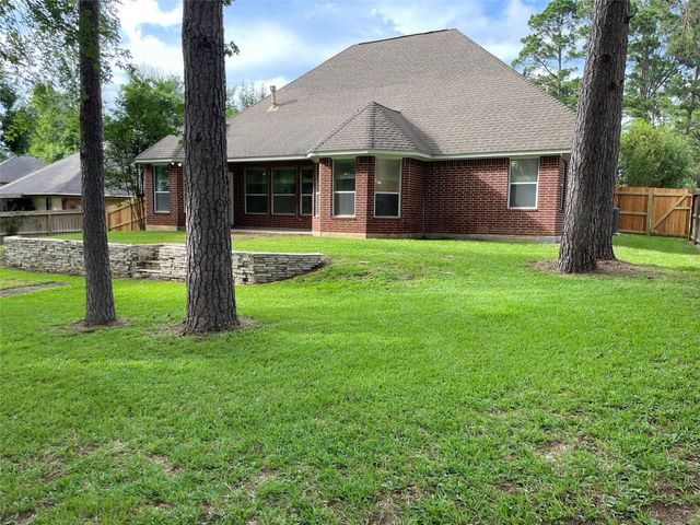 15480 Constellation Circle W, Willis, TX 77318