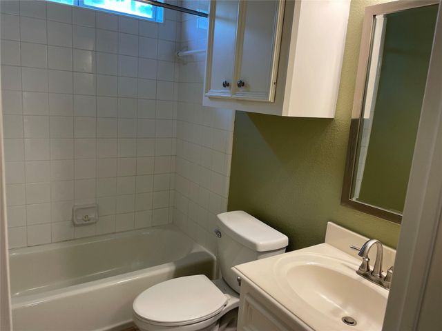 15480 Constellation Circle W, Willis, TX 77318