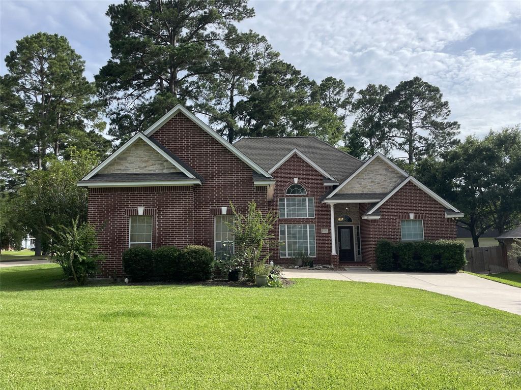 15480 Constellation Circle W, Willis, TX 77318