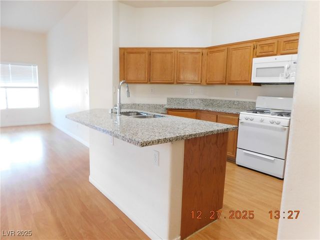 3872 Crest Horn Drive, Las Vegas, NV 89147