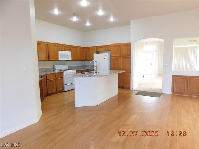 3872 Crest Horn Drive, Las Vegas, NV 89147