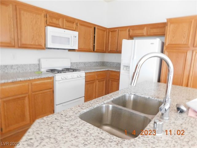 3872 Crest Horn Drive, Las Vegas, NV 89147