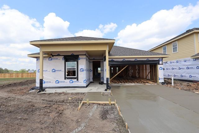 335 West Rose Marie Lane, Montgomery, TX 77356