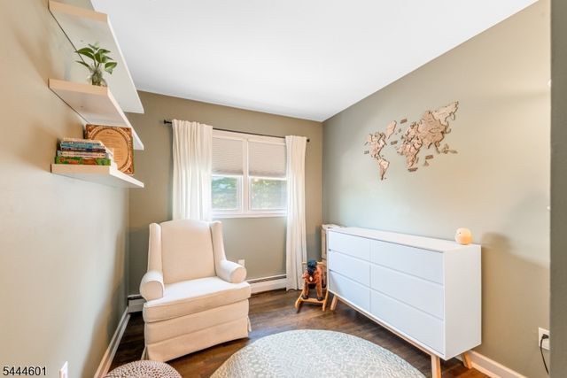 561 Rogers Dr, Roxbury Twp., NJ 07850