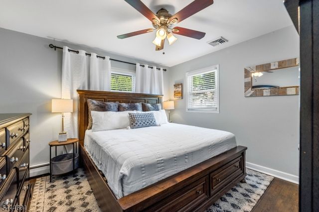 561 Rogers Dr, Roxbury Twp., NJ 07850