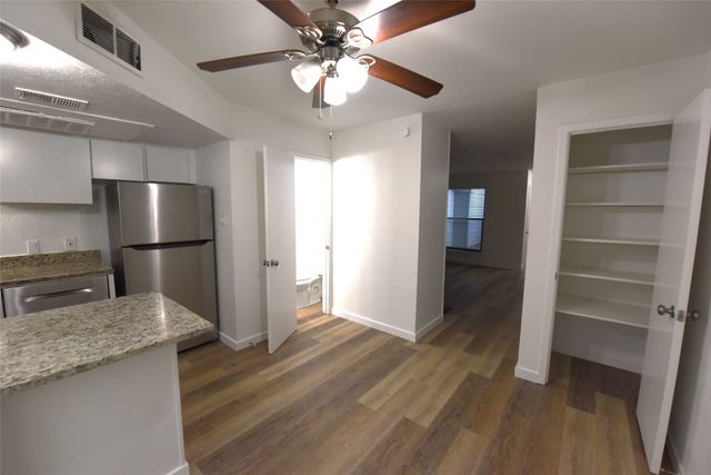 4033 Gilbert Avenue 104, Dallas, TX 75219