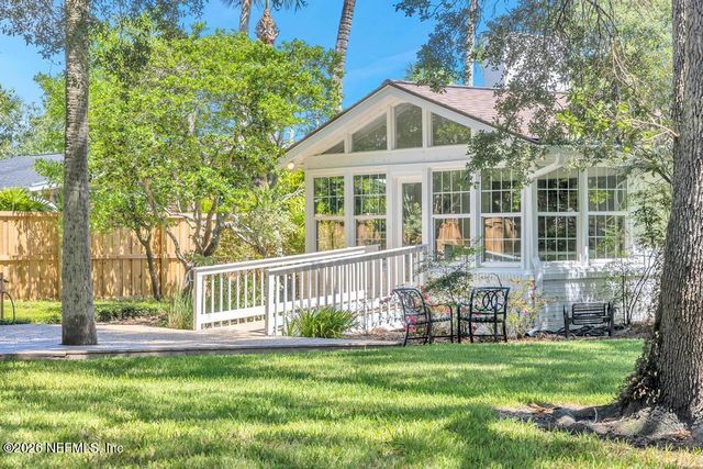 1452 SEMINOLE Road, Atlantic Beach, FL 32233