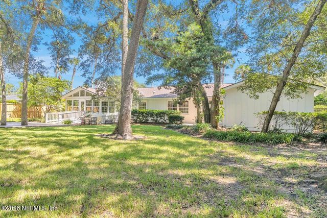 1452 SEMINOLE Road, Atlantic Beach, FL 32233