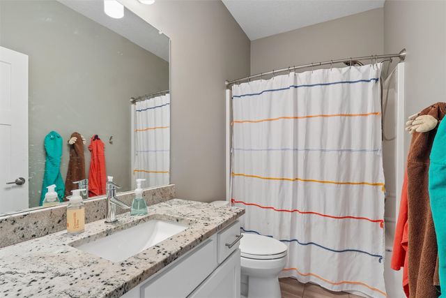 590 NE Meridian Drive, Waukee, IA 50263