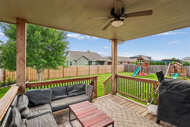 590 NE Meridian Drive, Waukee, IA 50263