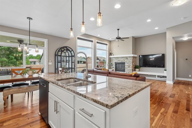590 NE Meridian Drive, Waukee, IA 50263