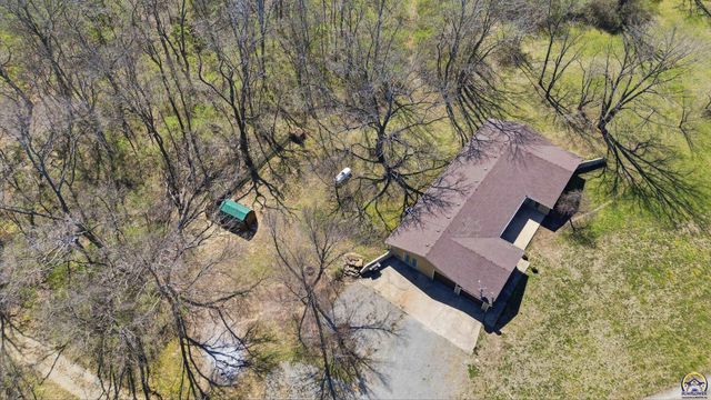 9540 SW Hodges RD, Auburn, KS 66402