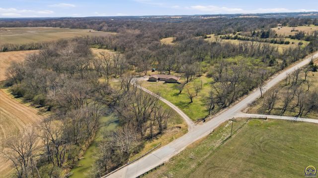 9540 SW Hodges RD, Auburn, KS 66402