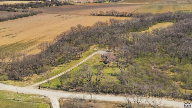 9540 SW Hodges RD, Auburn, KS 66402