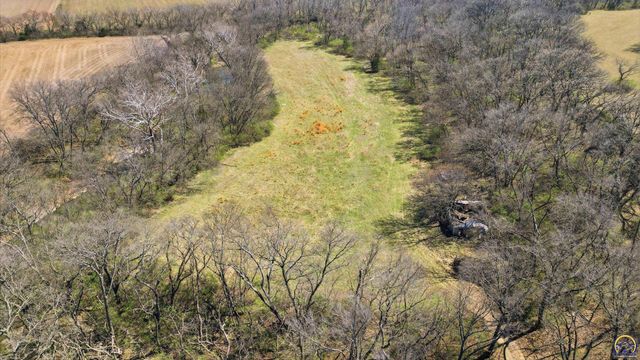 9540 SW Hodges RD, Auburn, KS 66402