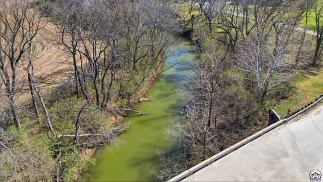9540 SW Hodges RD, Auburn, KS 66402