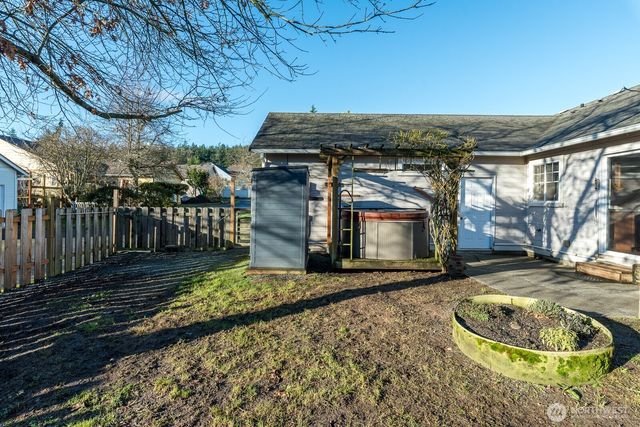 2209 25th Street, Anacortes, WA 98221