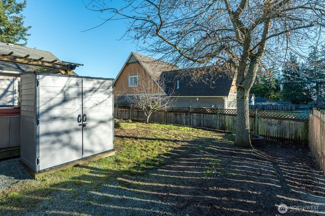 2209 25th Street, Anacortes, WA 98221