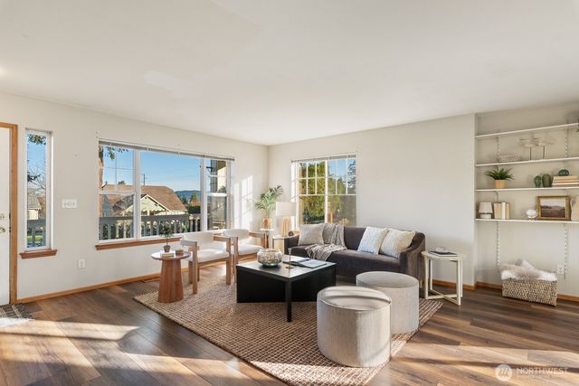 2209 25th Street, Anacortes, WA 98221