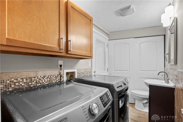 3930 Beechwood Drive, Bellbrook, OH 45305