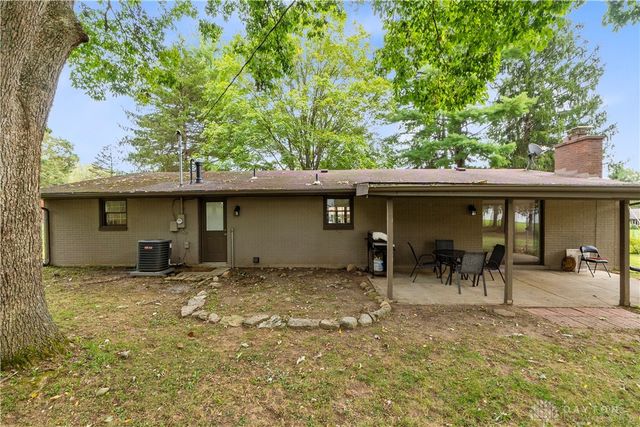 3930 Beechwood Drive, Bellbrook, OH 45305