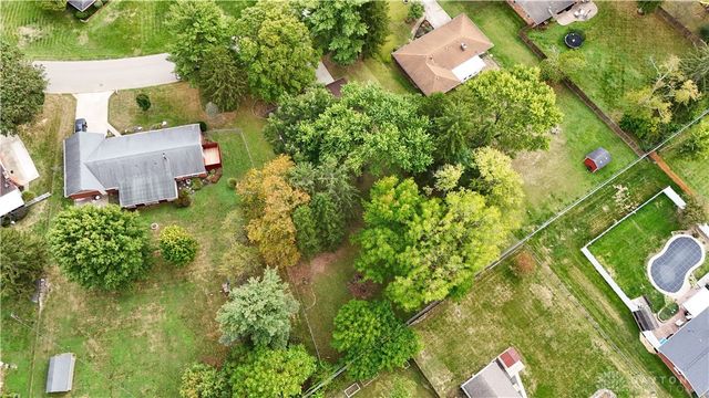 3930 Beechwood Drive, Bellbrook, OH 45305