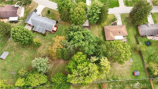 3930 Beechwood Drive, Bellbrook, OH 45305