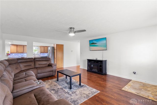 3930 Beechwood Drive, Bellbrook, OH 45305