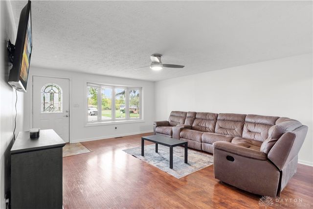 3930 Beechwood Drive, Bellbrook, OH 45305