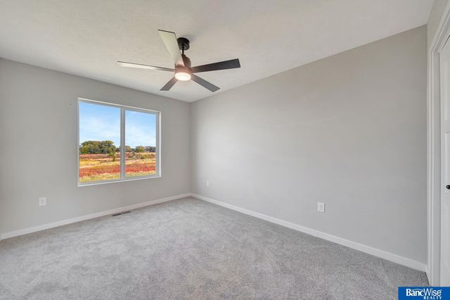 3556 Pearl Crescent Drive, Lincoln, NE 68504