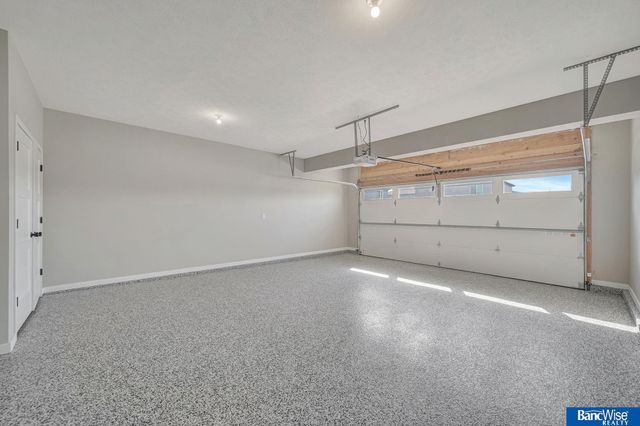 3556 Pearl Crescent Drive, Lincoln, NE 68504