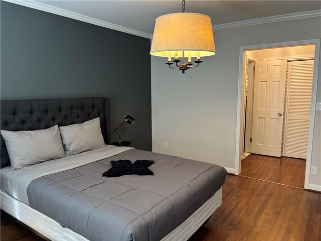 45 BLACKLAND NW Road, Atlanta, GA 30342