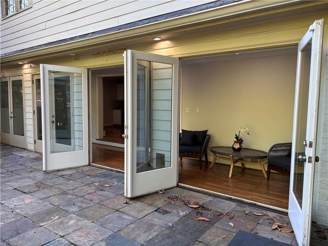 45 BLACKLAND NW Road, Atlanta, GA 30342