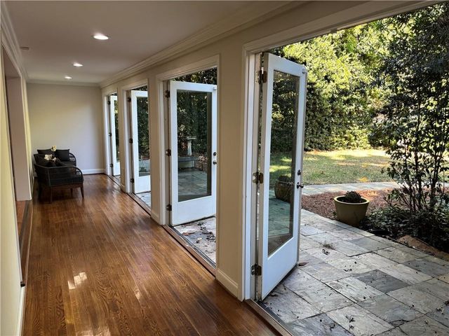 45 BLACKLAND NW Road, Atlanta, GA 30342