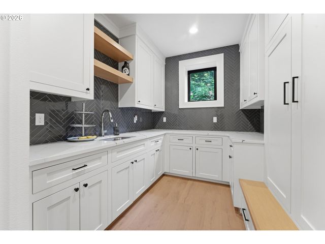 9296 Se CYPRESS POINT Ln, Happy Valley, OR 97086