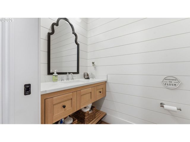 9296 Se CYPRESS POINT Ln, Happy Valley, OR 97086