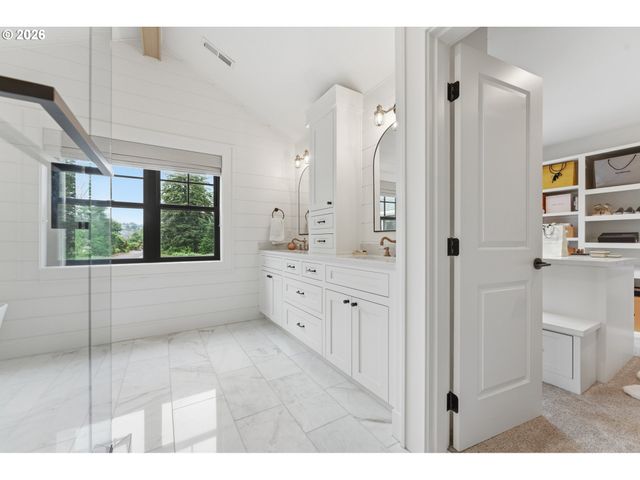 9296 Se CYPRESS POINT Ln, Happy Valley, OR 97086